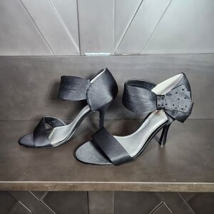 Apt. 9 Black Satin Ankle-Strap Bow Heels with Bow Crystal Accents Size 8 1/2